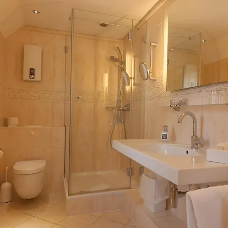 מלון Park-hotel 4*